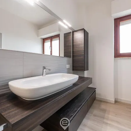 Giulia's House Апартаменты Ористано