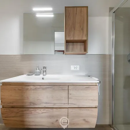 Giulia's House Апартаменты *